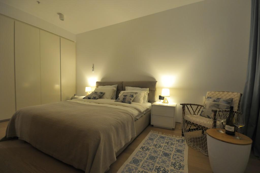 Leona Residences Apartment Budua Esterno foto